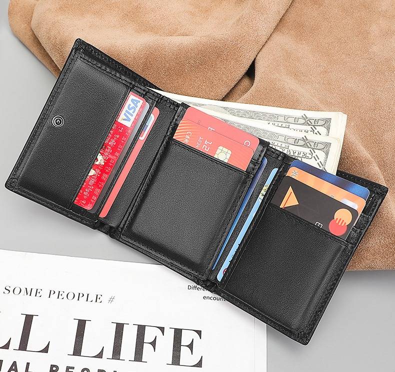 mens trifold wallet