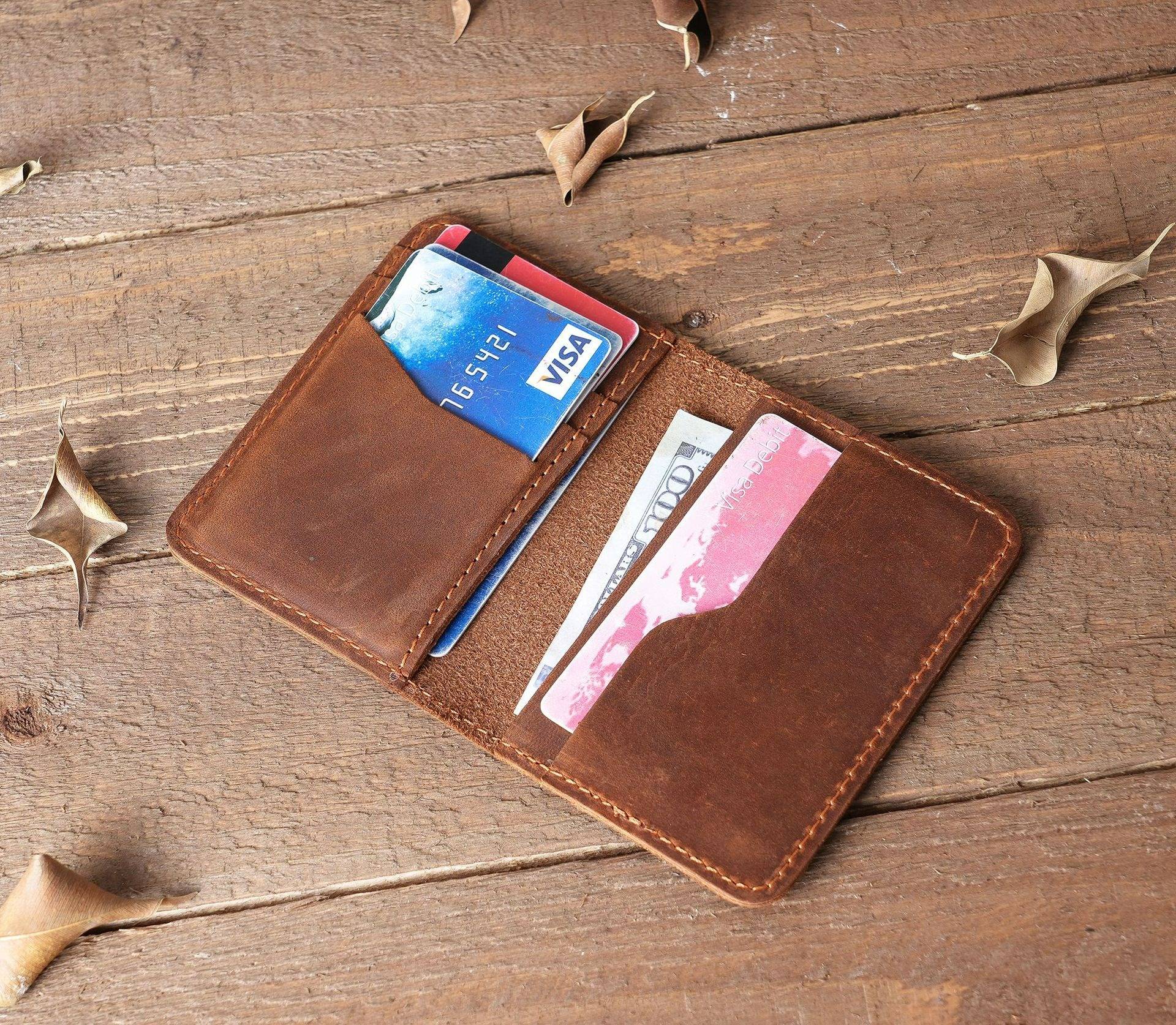 minimalist bifold wallet 